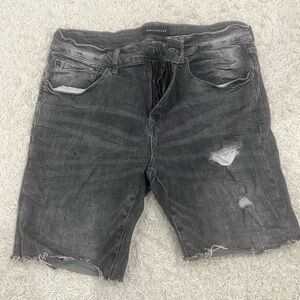 Men’s faded black skinny Aeropostale jean shorts size 33/32